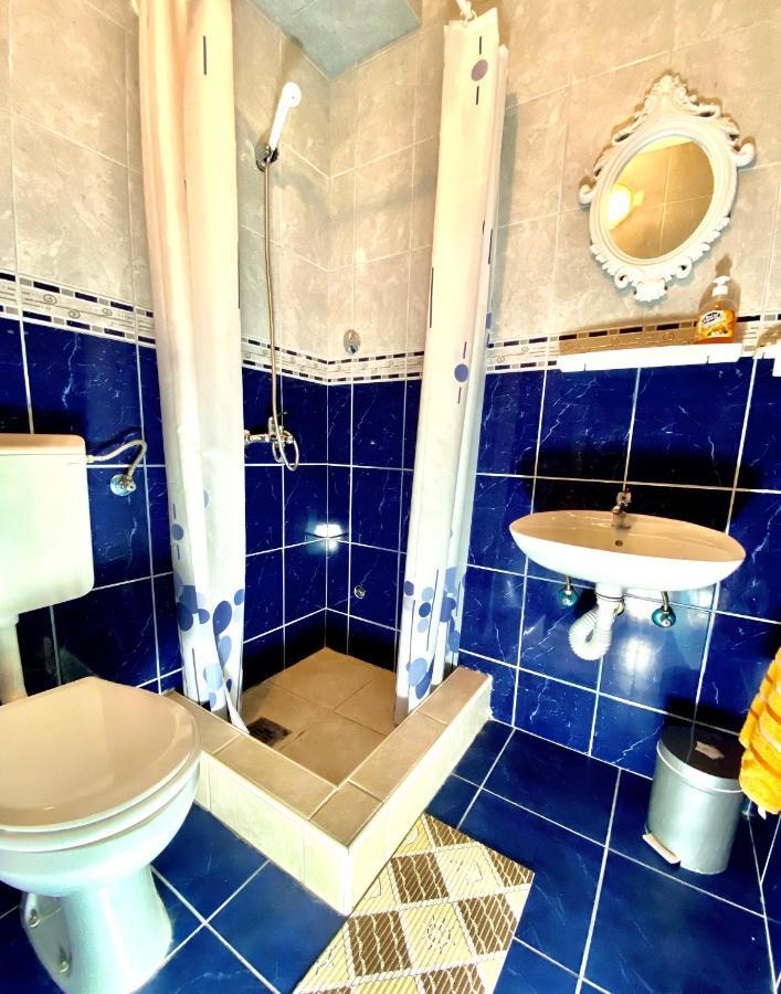 Отель Vila Duricic 300M Od Mora Дженовичи Экстерьер фото
