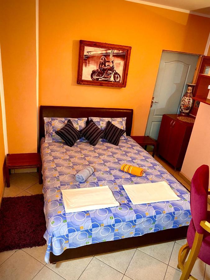 Отель Vila Duricic 300M Od Mora Дженовичи Экстерьер фото