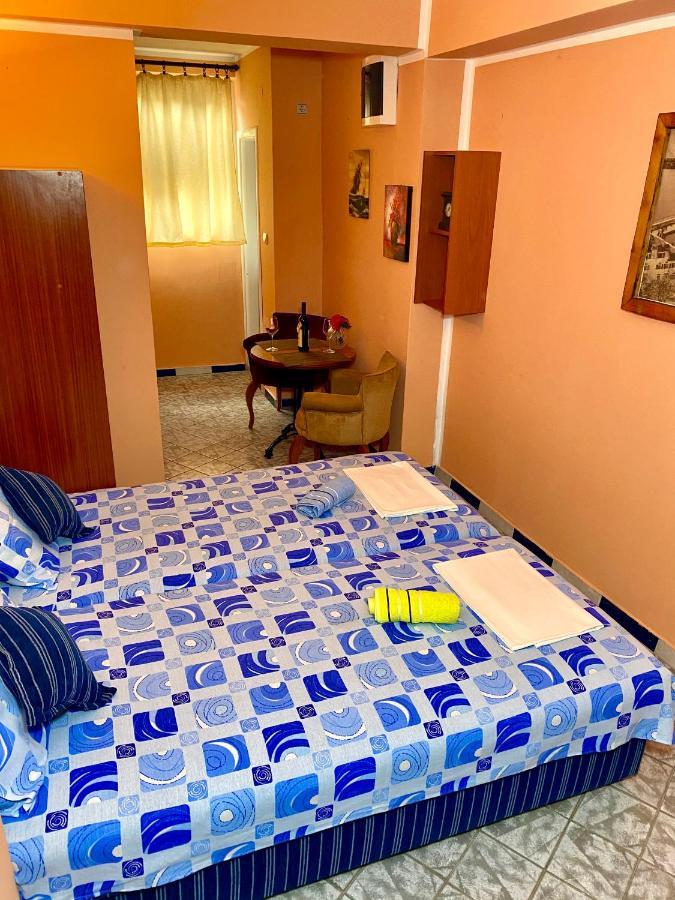 Отель Vila Duricic 300M Od Mora Дженовичи Экстерьер фото