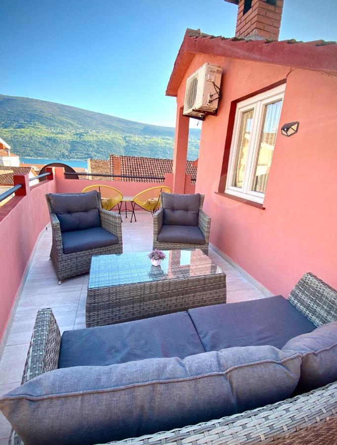 Отель Vila Duricic 300M Od Mora Дженовичи Экстерьер фото