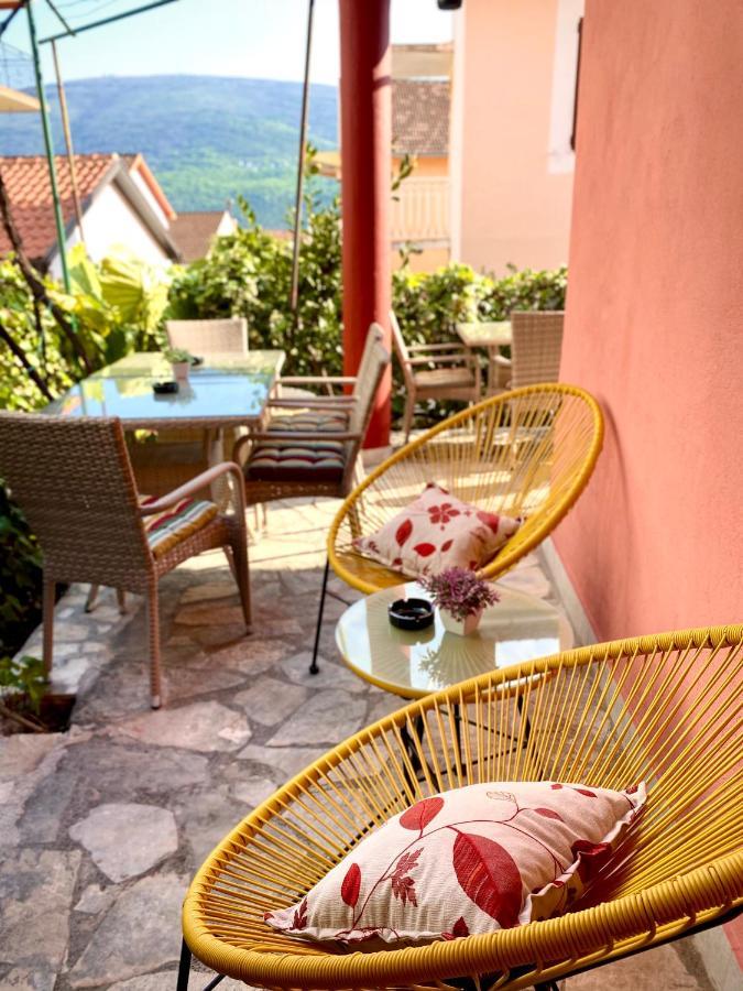 Отель Vila Duricic 300M Od Mora Дженовичи Экстерьер фото